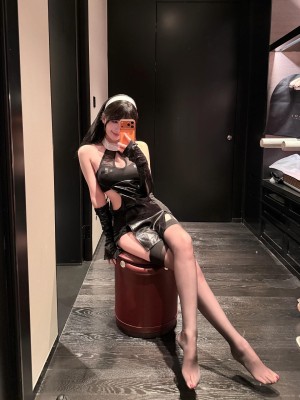 Xlii Evelyn Photo #11