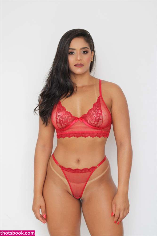 Bianca Cordeiro Photo #7