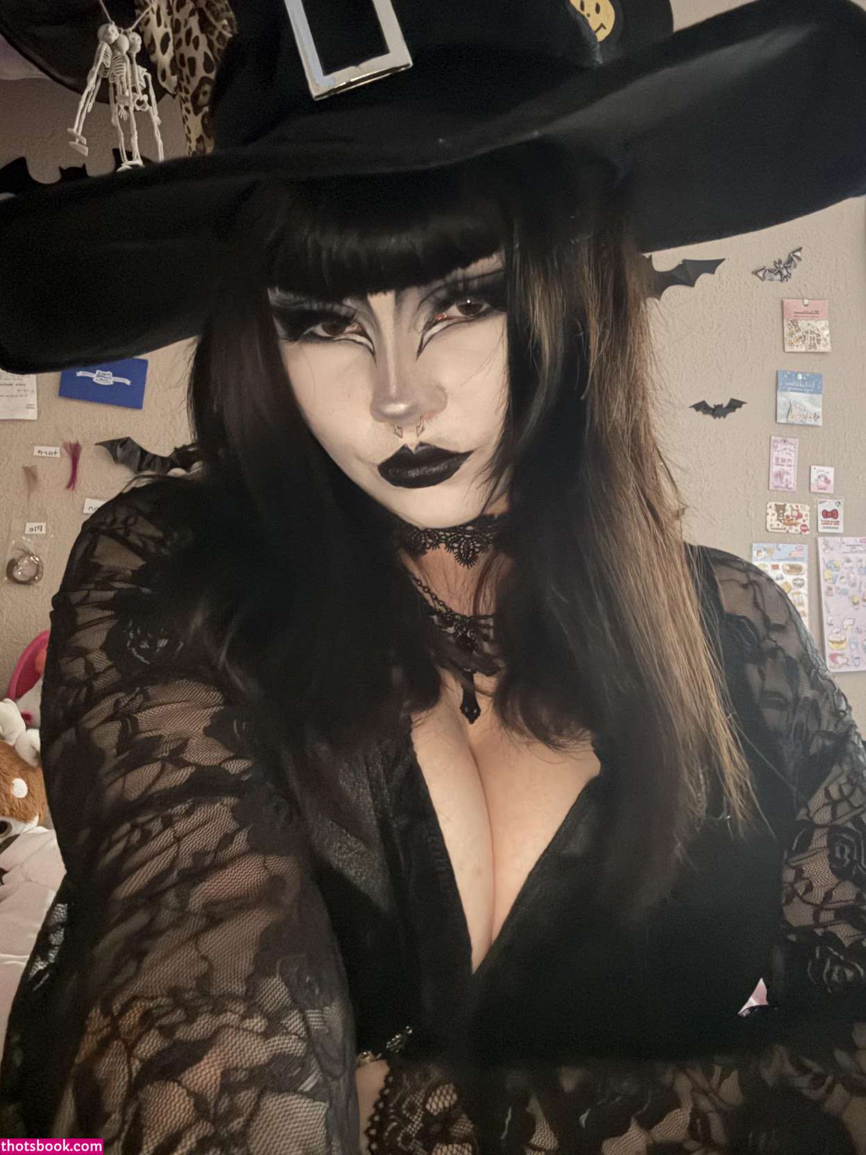 Boysenberryodd8112 Photo #4