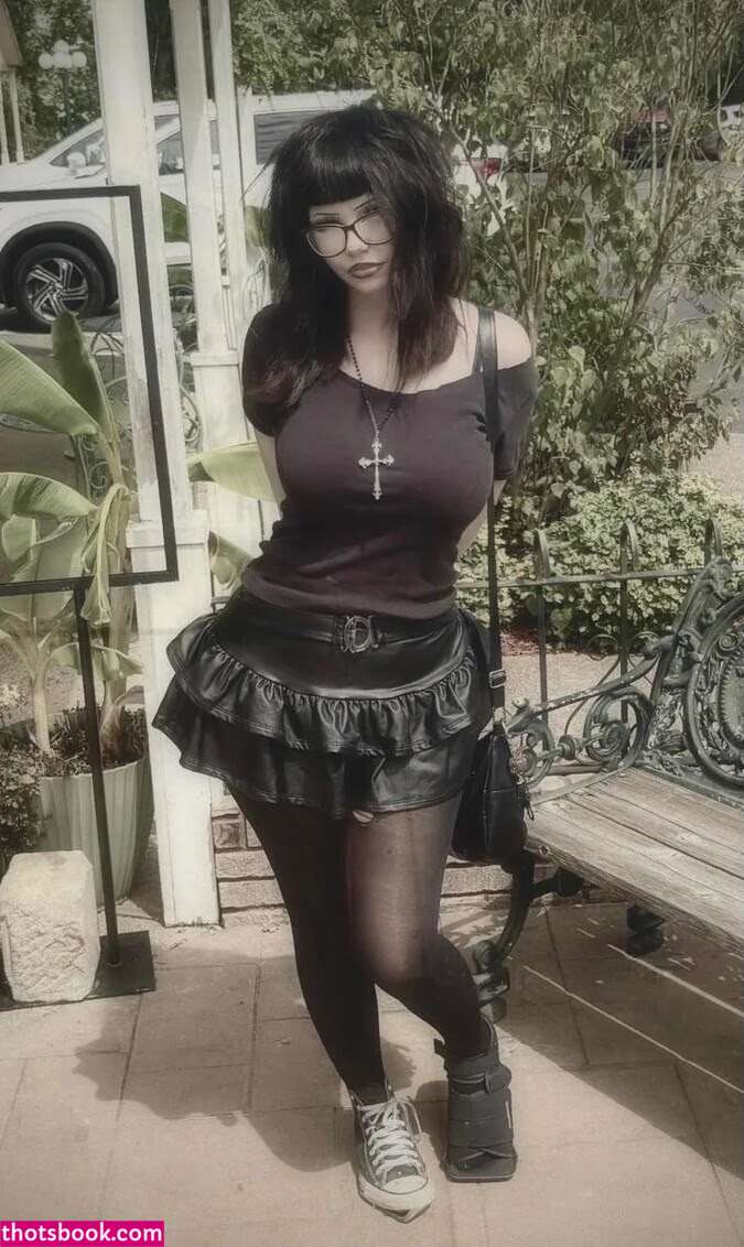 Boysenberryodd8112 Photo #6