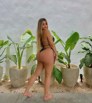 Jessica Chirinos Photo #16