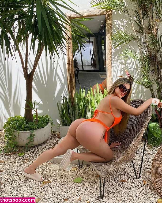 Jessica Chirinos Photo #37