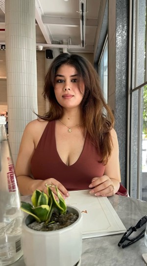 Mansi Dasila Photo #25