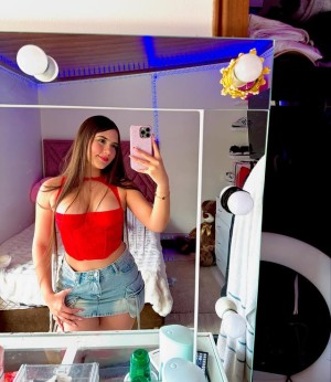 Mariana Hincapie Photo #38