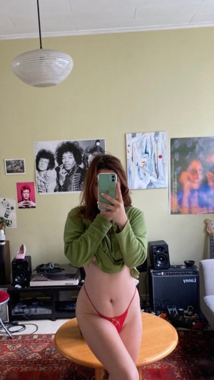 Rayna Widger Photo #33