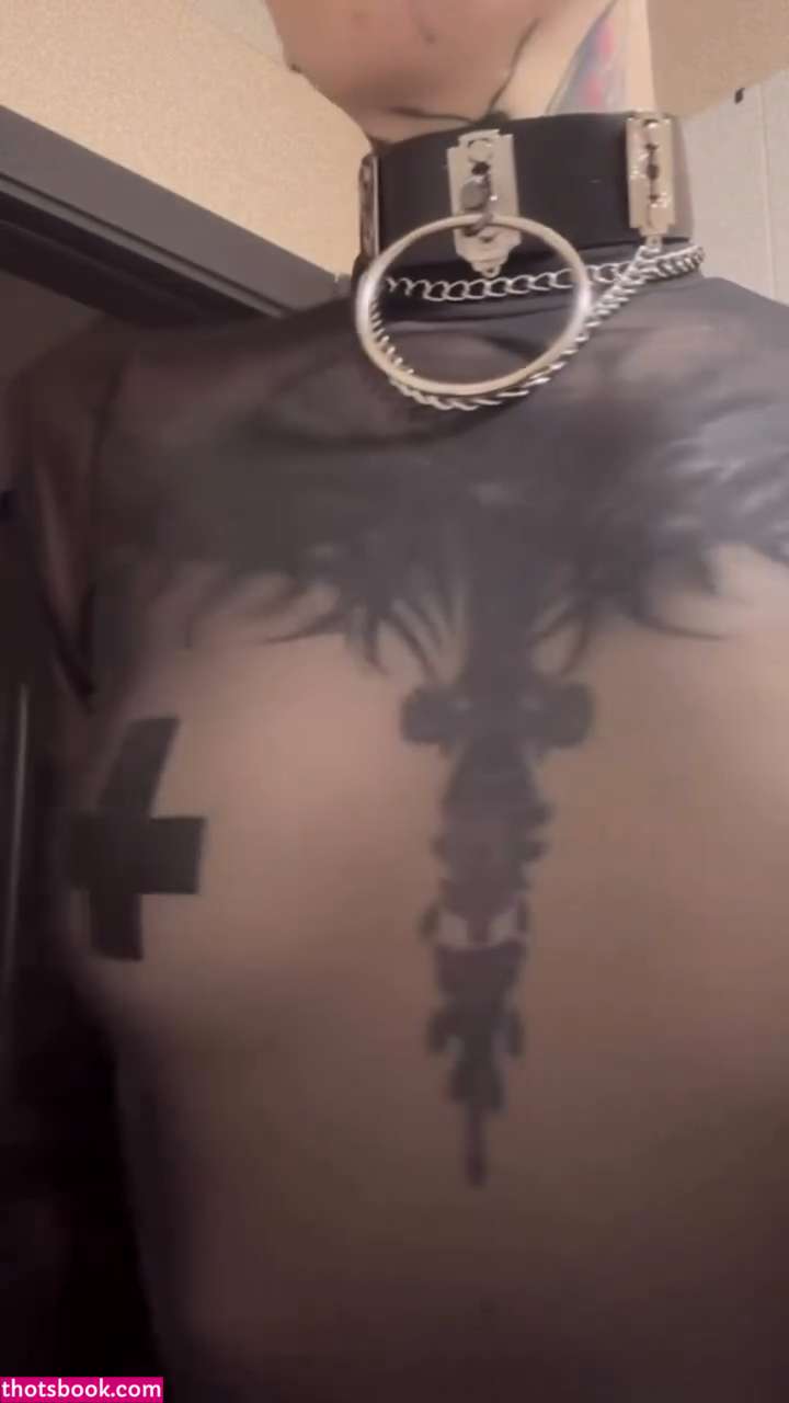 karmahandpoke Photo #2