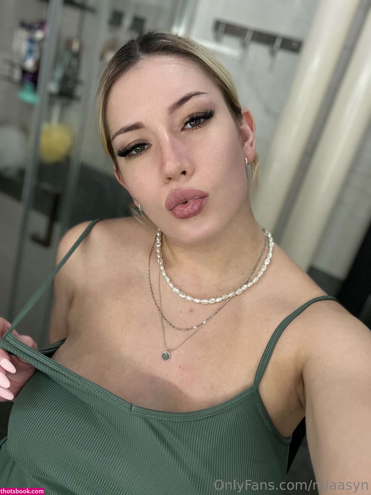 miaasyn Photo #19