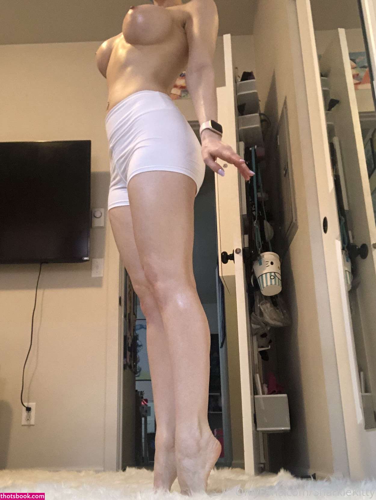 Sharkiekitty Photo #22