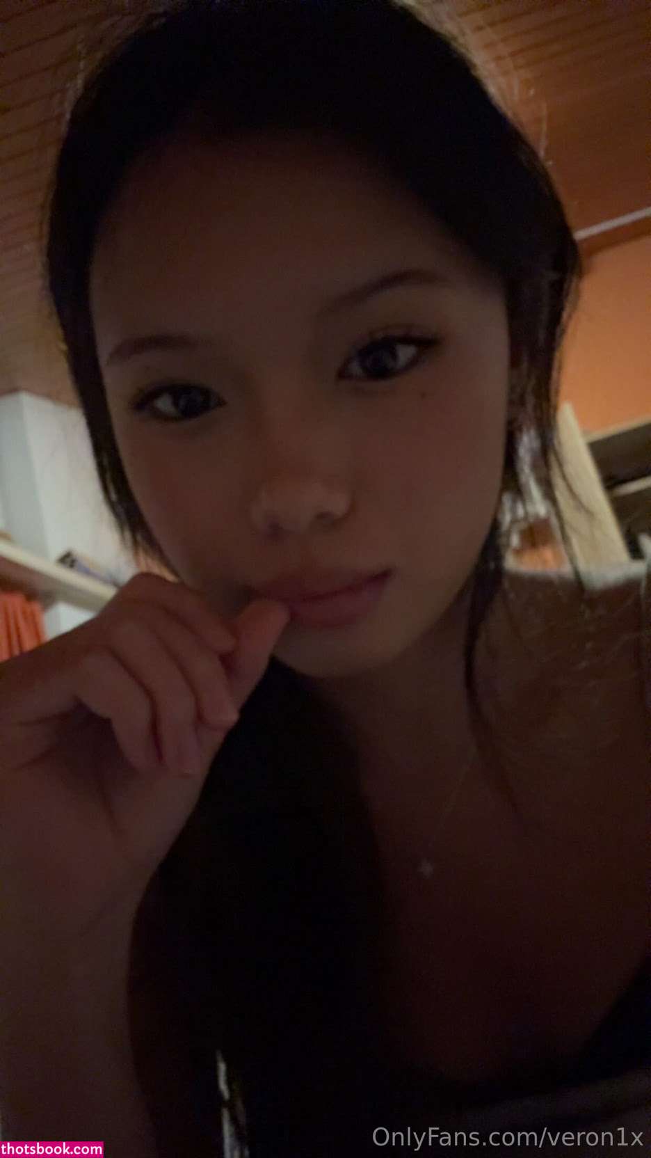 Veronica Yeoh Photo #14