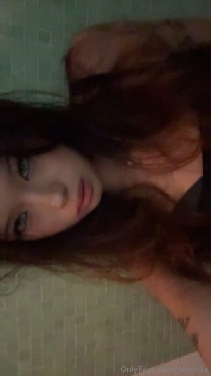 Veronica Yeoh Photo #6