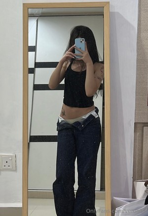 Veronica Yeoh Photo #21