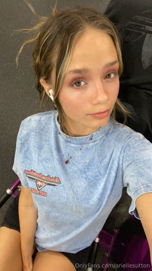 ariellesutton Photo #22