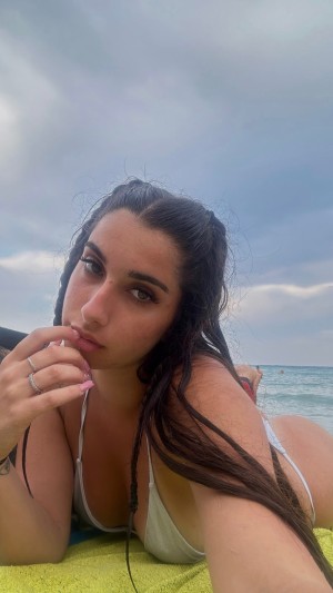 federicaadt Photo #7