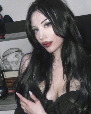 Gina Iacob Photo #12