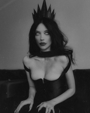 Gina Iacob Photo #14