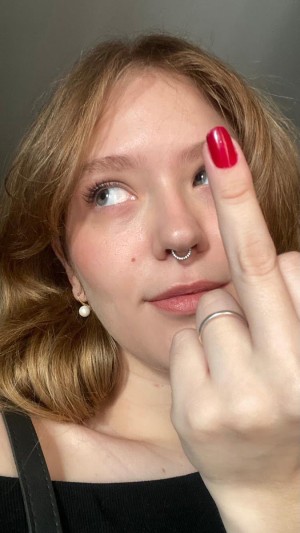 Barbie Kuhn Photo #5