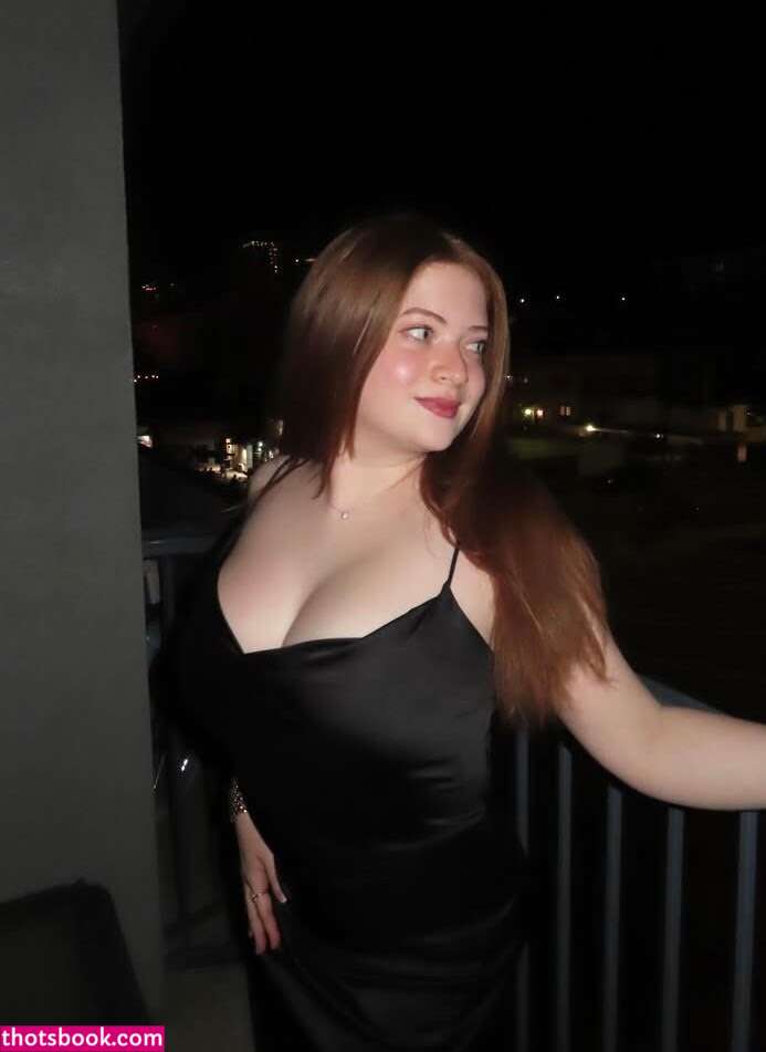 Juliet Siegel Photo #6