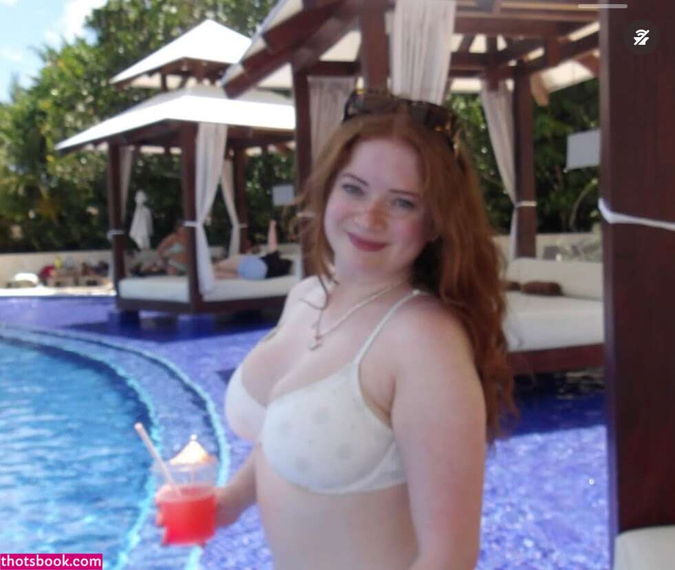 Juliet Siegel Photo #7