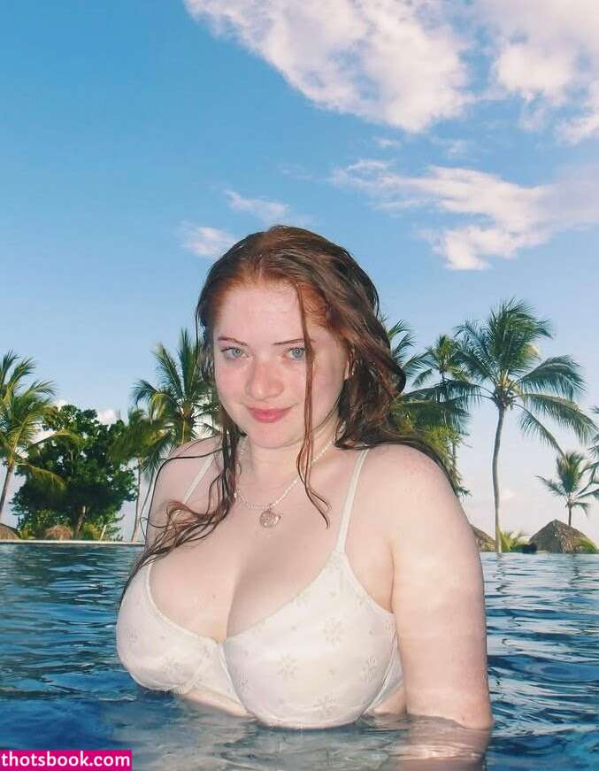 Juliet Siegel Photo #10