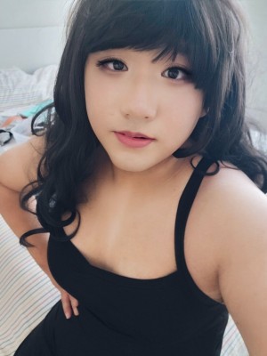 Meganmacon Photo #23