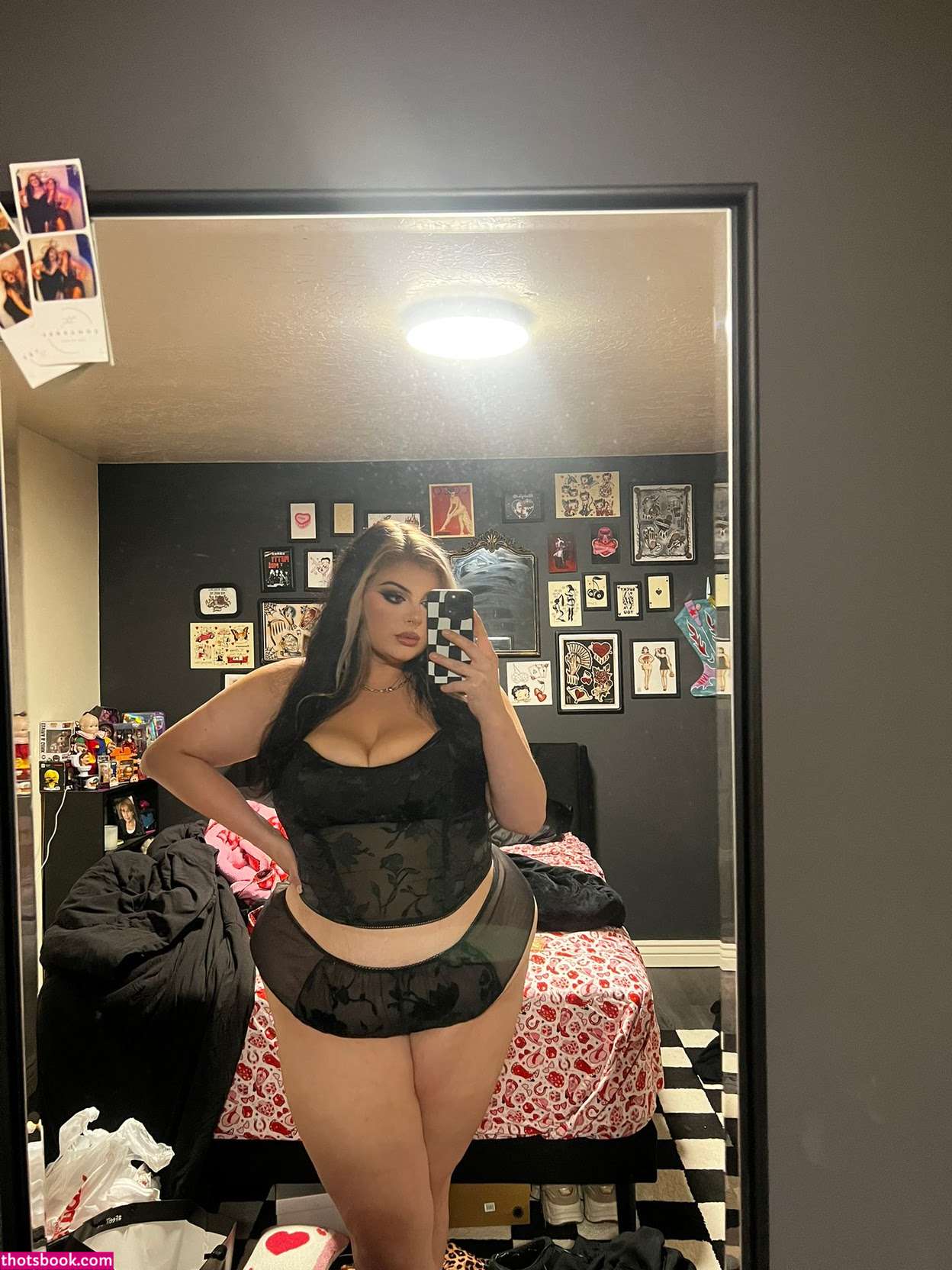 sadgirlnicole Photo #1