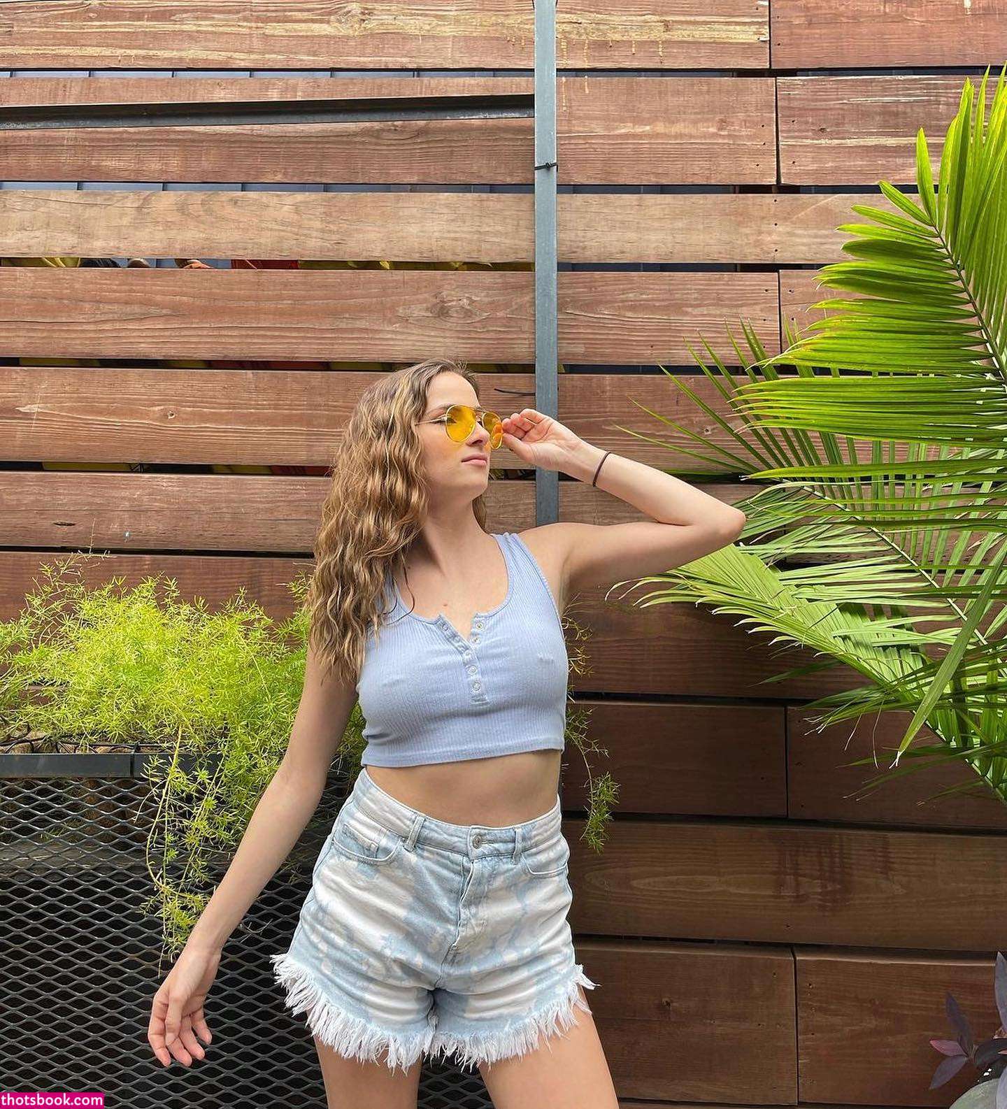 Sage Sauveterre Photo #3