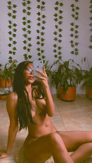 Sophiierobertss Photo #24