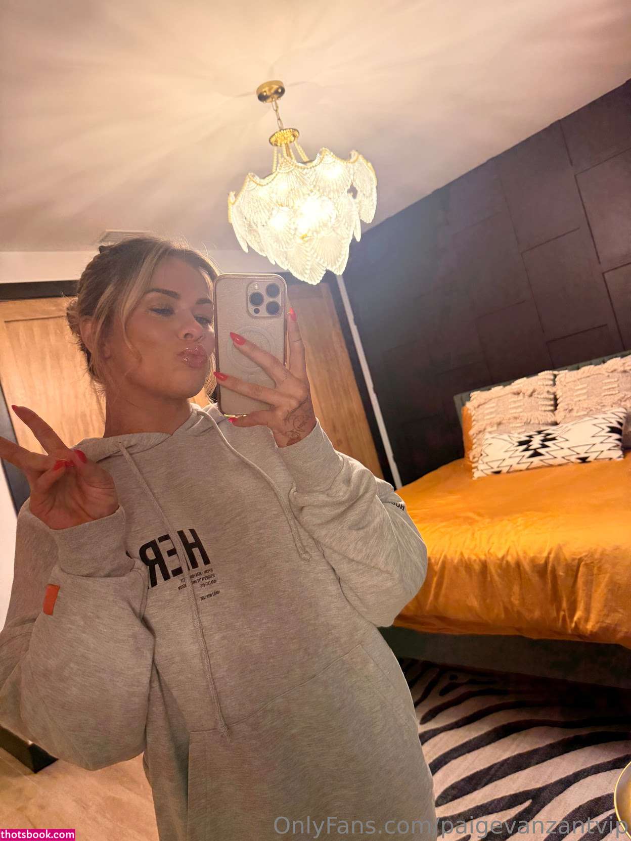 Paige Vanzant Photo #1128