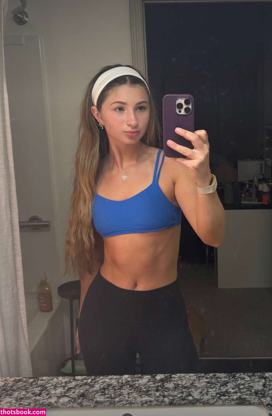 Tori Spencer Photo #1