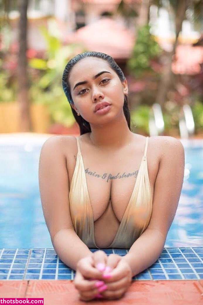 Maureenmanisha Photo #5