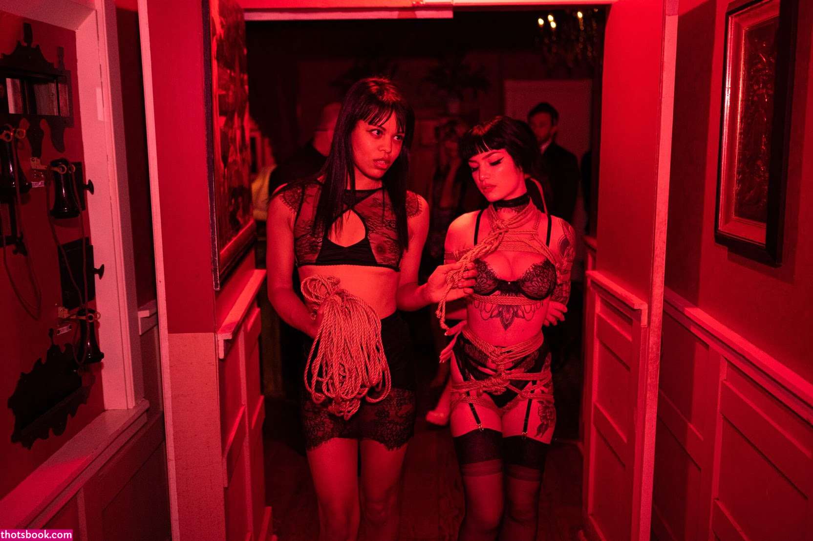 Miriam Veil Photo #6