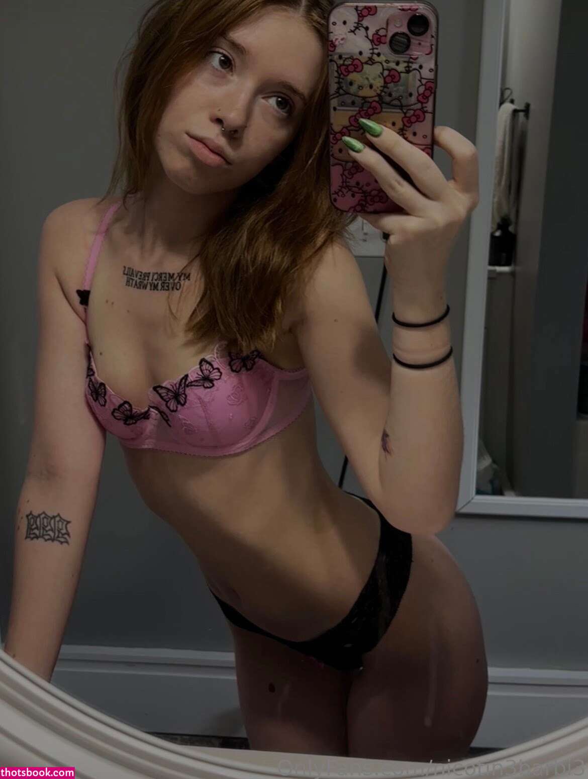 nicotin3barbi3 Photo #1