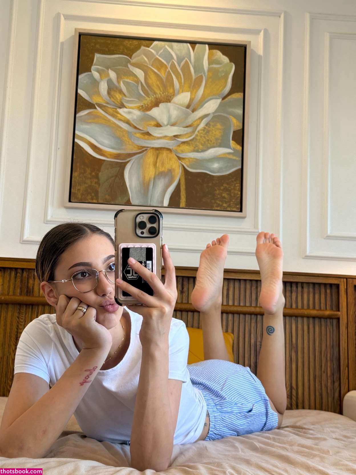 Nikol Synn Photo #26