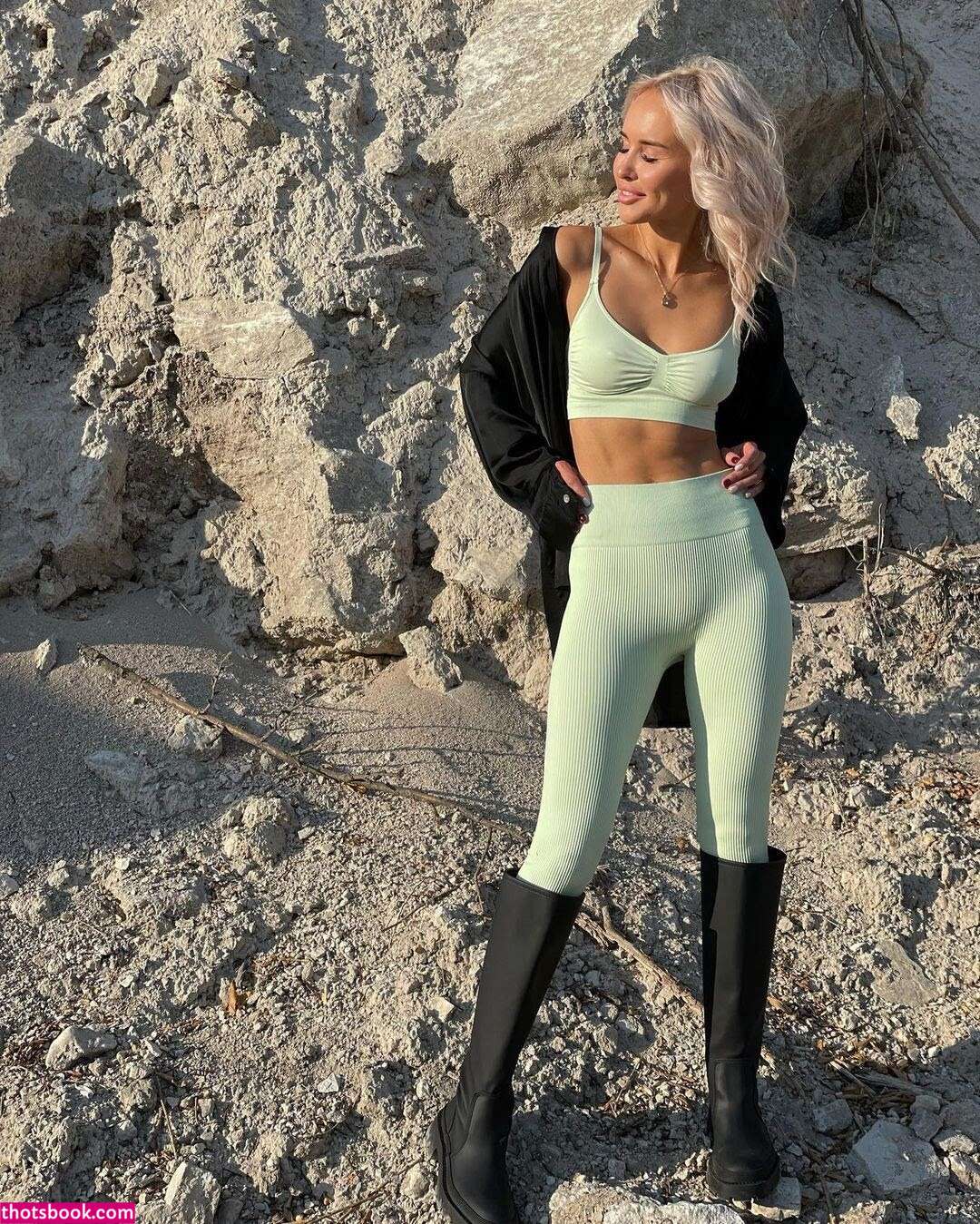 Yulia Salahova Photo #6