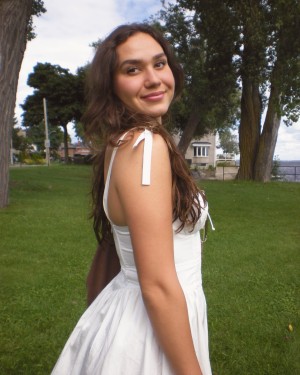 Courtney Sarault Photo #3