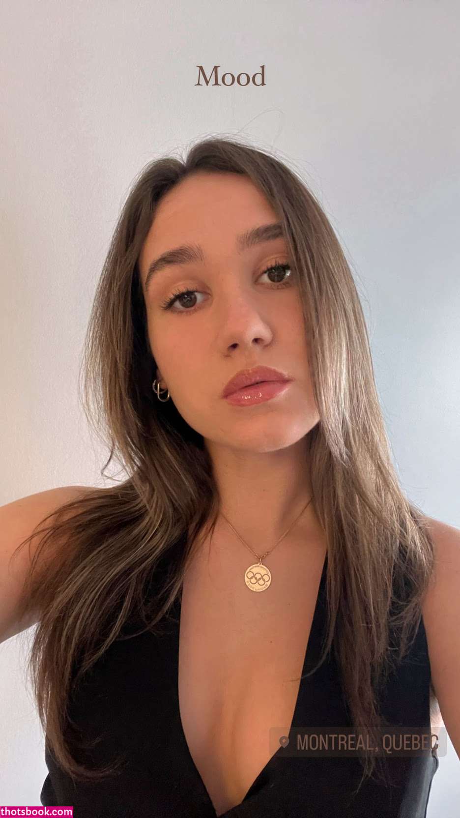 Courtney Sarault Photo #21