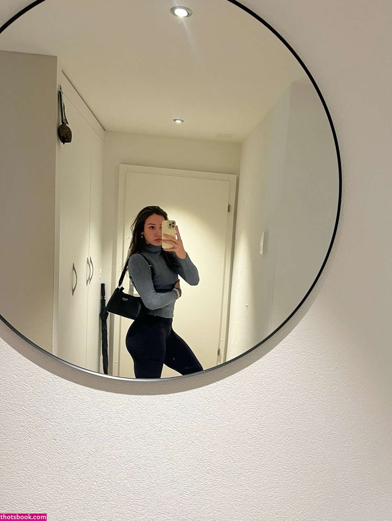 Courtney Sarault Photo #26