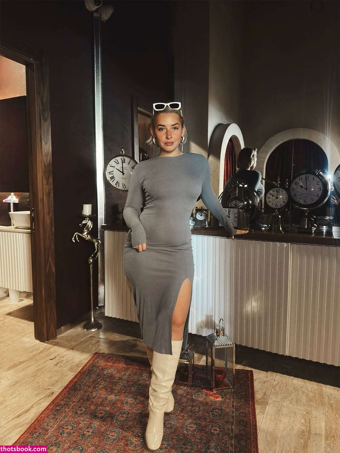 Ezgi Ergenc Photo #13