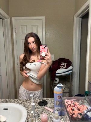 kyliecherryxo Photo #15