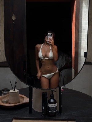 Ella Cervetto Photo #370