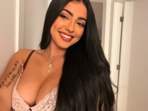 Malu Trevejo Photo #1070