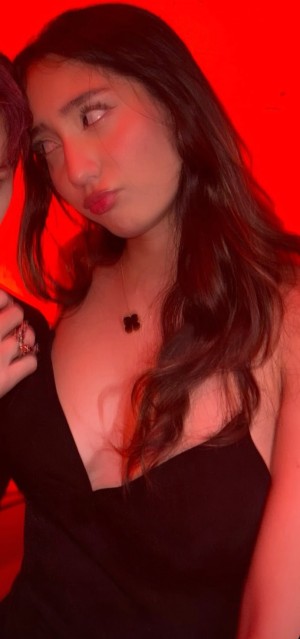 Sabrina Pezeshkian Photo #113