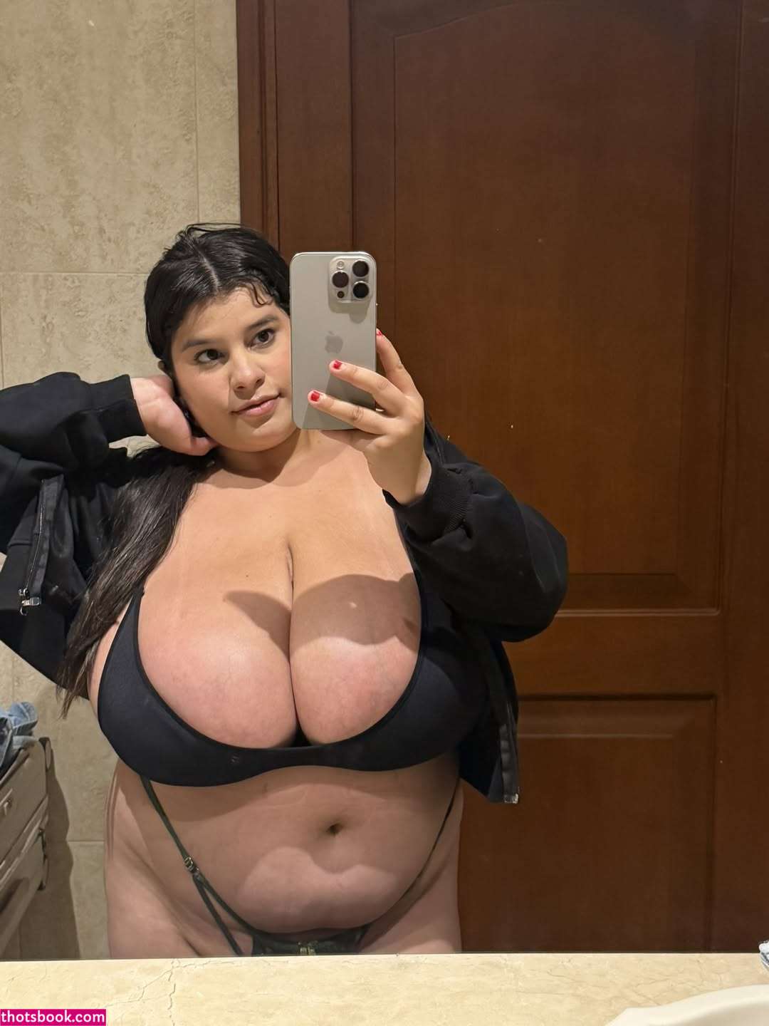 unoresident1191k Photo #168