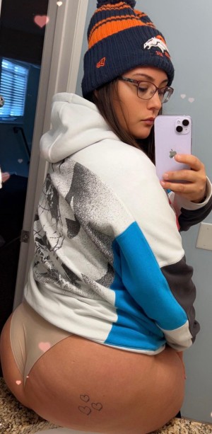 Damnnn Manda Photo #16