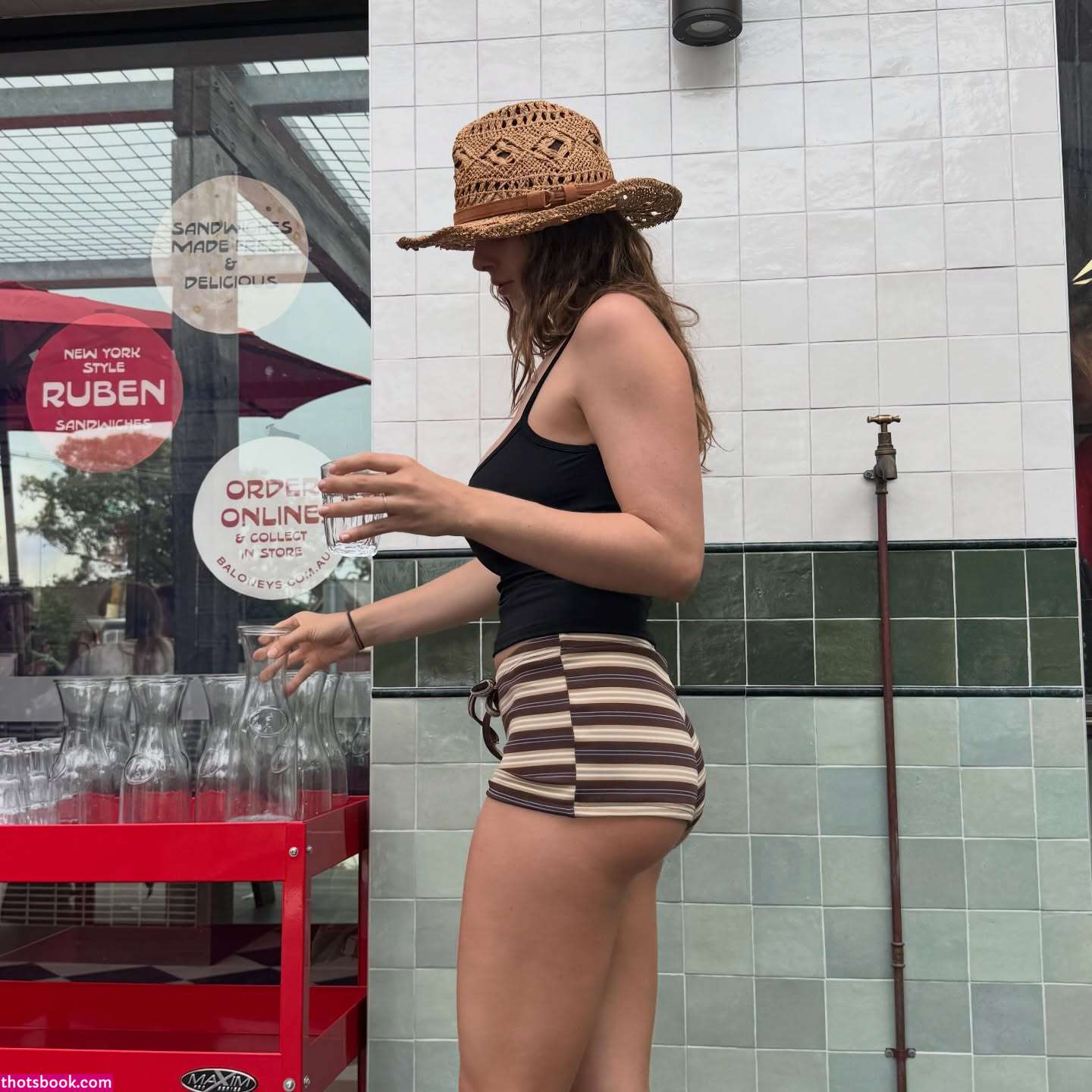 Codie Dennis Photo #4