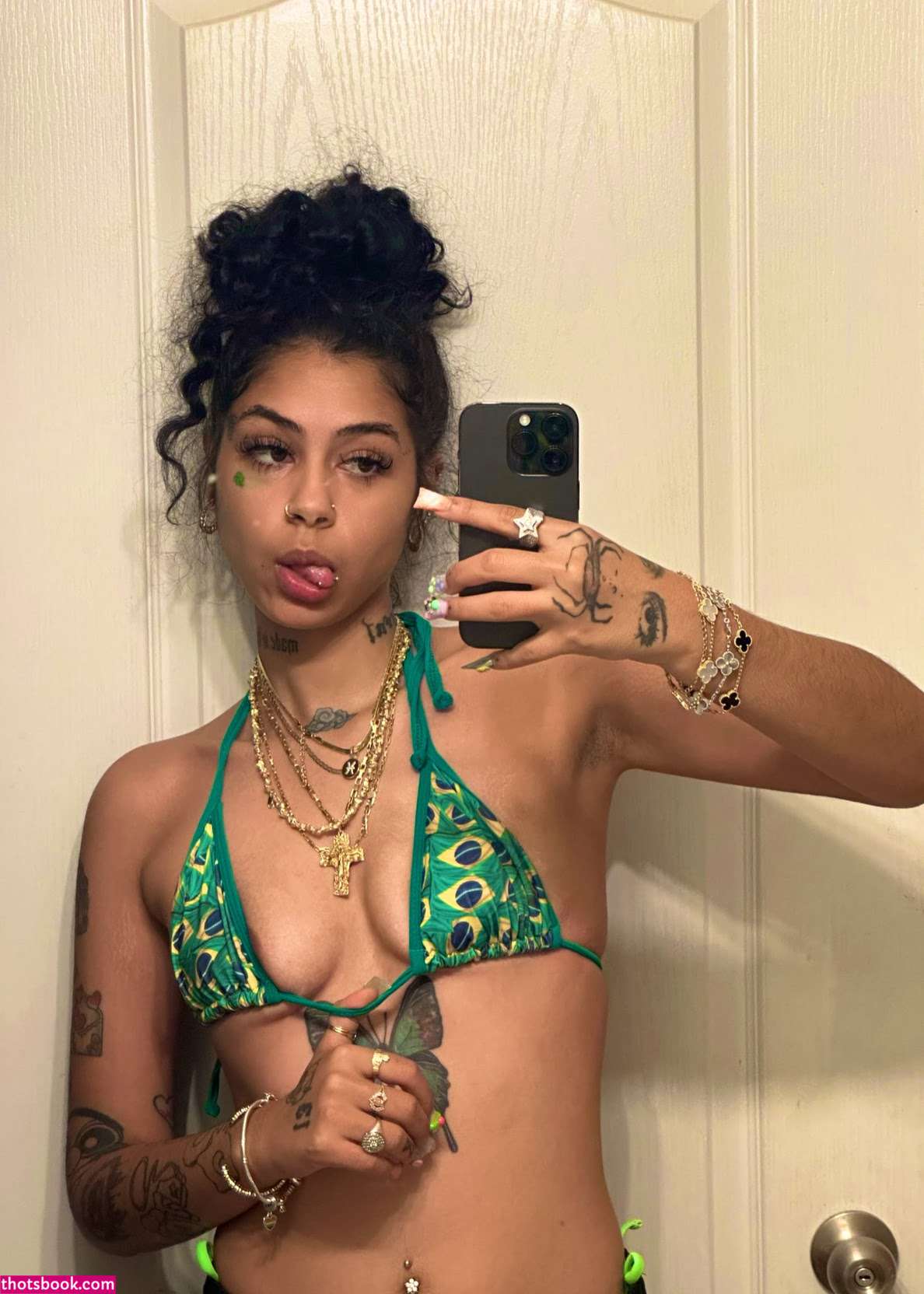 Giovanna Ramos Photo #12