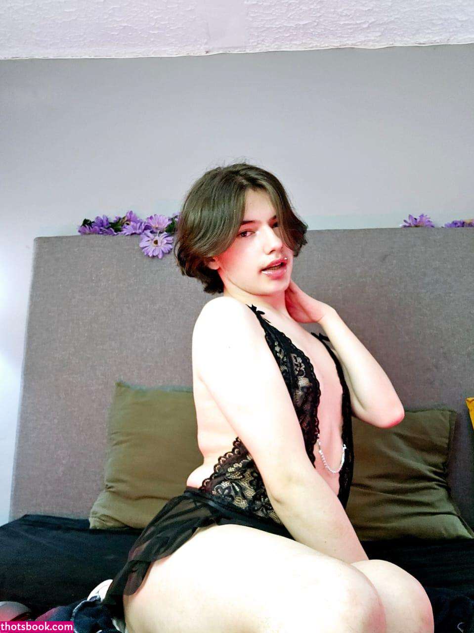 angelcharming Photo #16