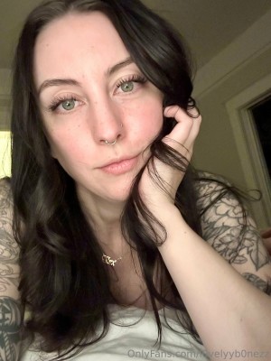 l0velyyb0nezz Photo #13