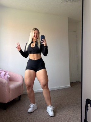 mommymewtwo Photo #36