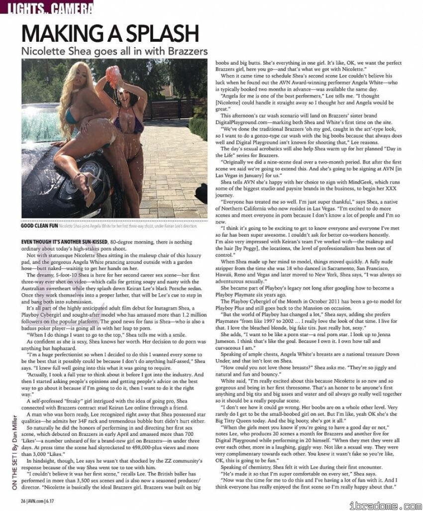 Nicolette Shea Photo #52